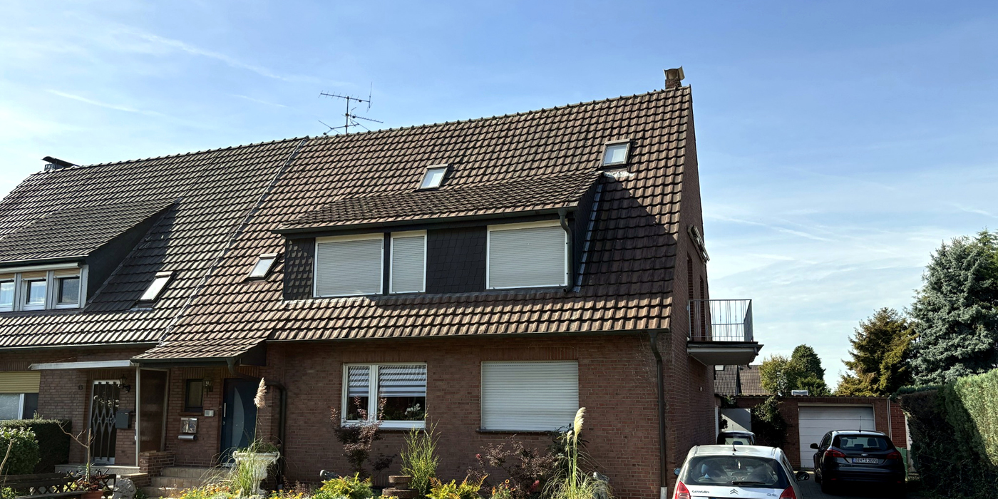 WOHNEN IM GRÜNEN: HELLE WOHNUNG MIT GROSSEM BALKON