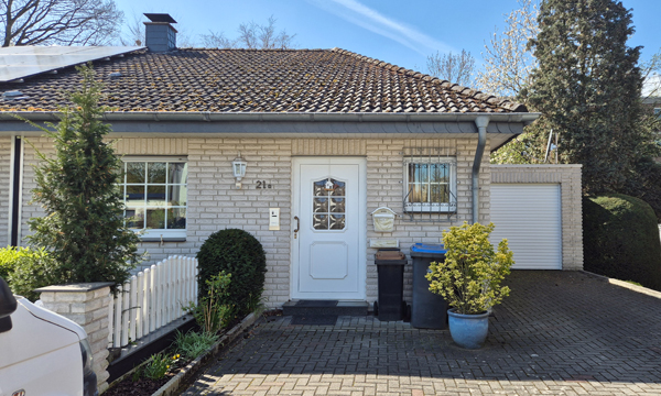 GEPFLEGTE DOPPELHAUSHÄLFTE MIT TERRASSEN UND GARAGE - Haus, Kauf | NRW, Dinslaken - Hagenviertel
