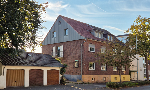 Einfamilienhaus mit mediterranem Hofgarten in Toplage! - Haus, Kauf | NRW, Dinslaken